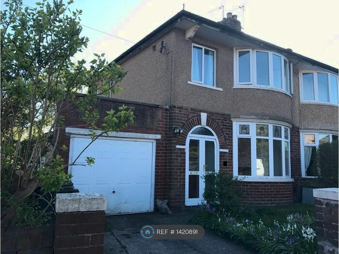 3 Bedroom Semi-Detached House To Rent In Ramsgreave Avenue, Blackburn, BB1