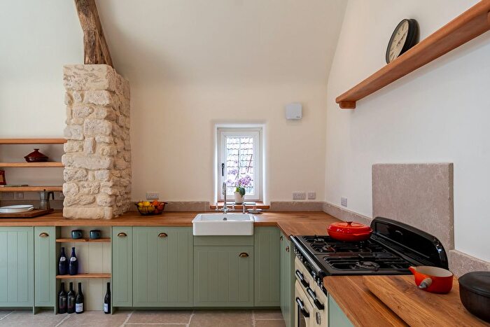 2 Bedroom Detached House For Sale In Innox Lane, Upper Swainswick, BA1