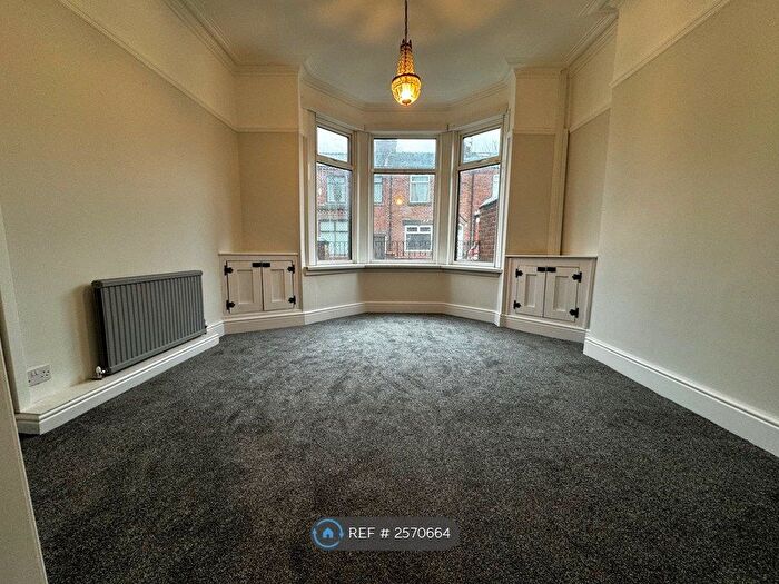 2 Bedroom End Of Terrace House To Rent In Wargrave Road, Newton-Le-Willows, WA12