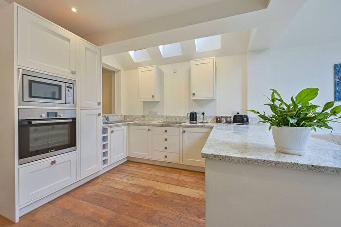 4 Bedroom Property To Rent In Trentham Street, Southfields, London, SW18