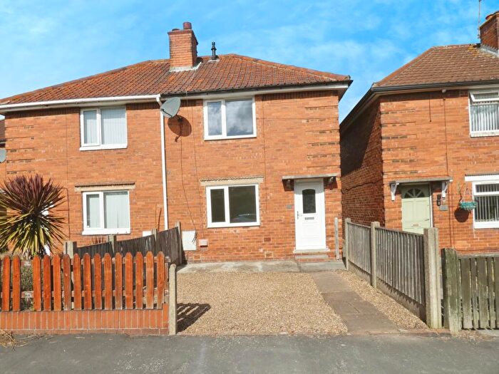 2 Bedroom Semi-Detached House To Rent In Reindeer Street, Mansfield, NG18