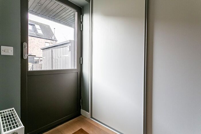 3 Bedroom Terraced House For Sale In Edmonton Terrace, Dalmarnock, Glasgow, G40