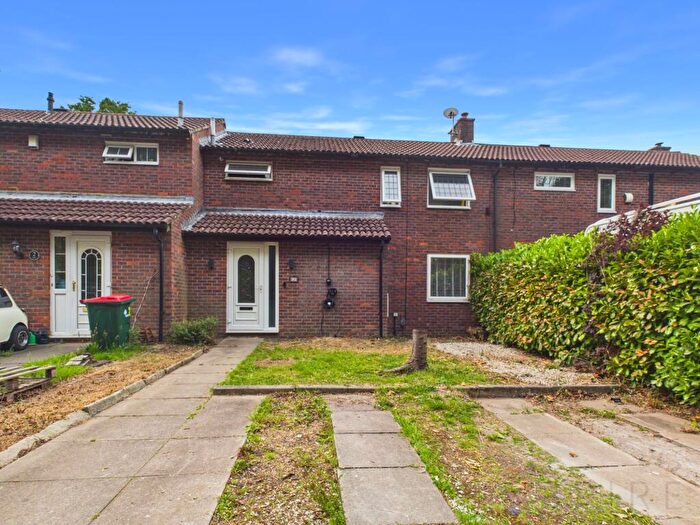 3 Bedroom Terraced House For Sale In Collins Road, Bewbush, RH11