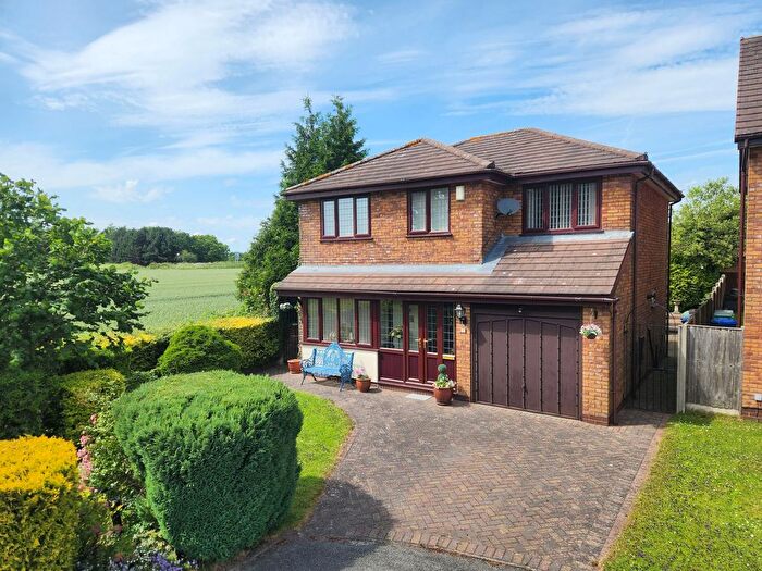 4 Bedroom Detached House For Sale In Amberleigh Close, Appleton Thorn, WA4