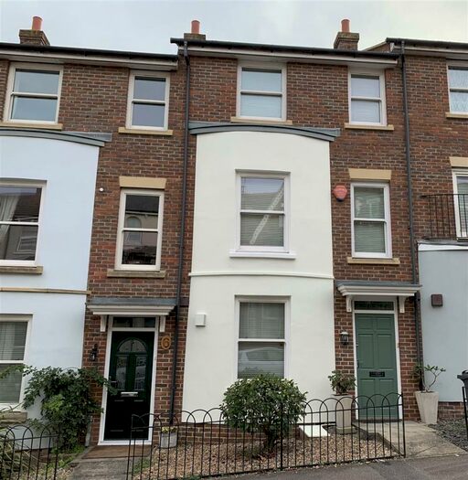 5 Bedroom Town House To Rent In Albion Road, Ramsgate, CT11