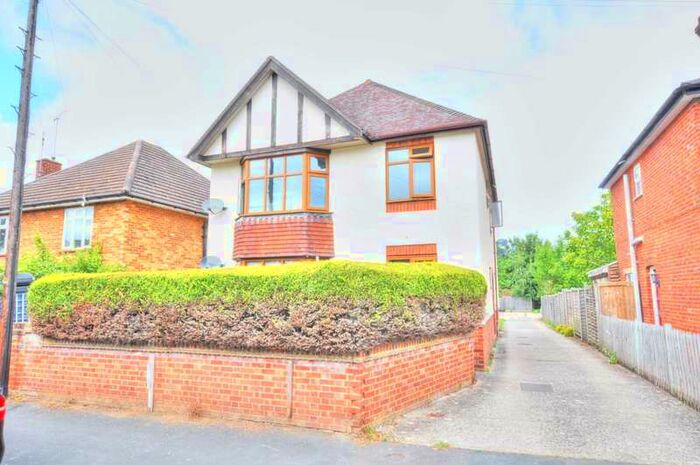 1 Bedroom Apartment To Rent In Penyston Road, Maidenhead, SL6