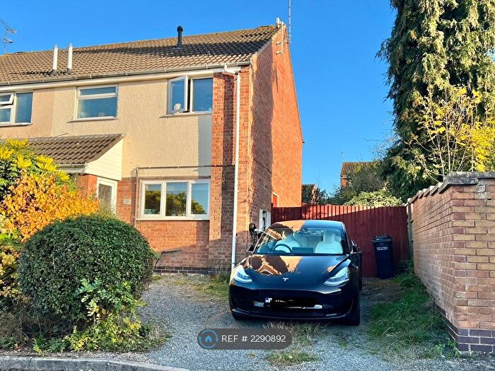 3 Bedroom Semi-Detached House To Rent In Carbery Close, Oadby, Leicester, LE2