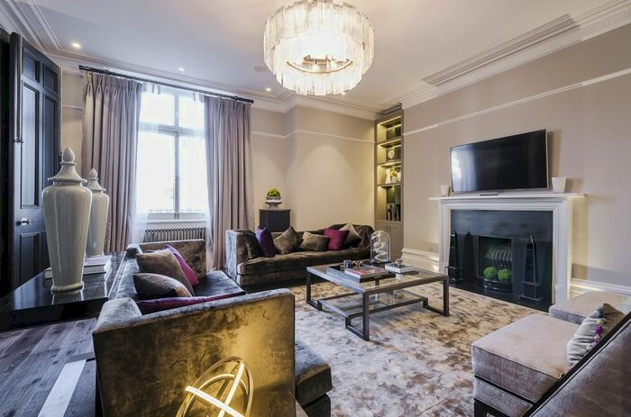 4 Bedroom Flat To Rent In Carlisle Place, London, SW1P