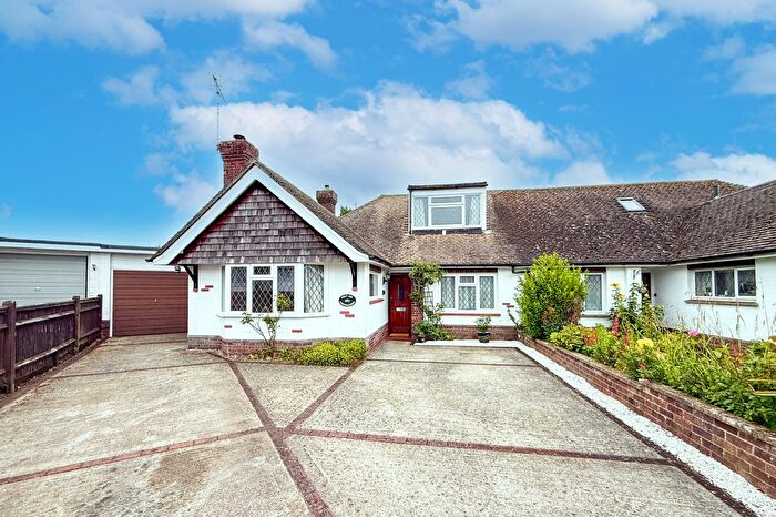 3 Bedroom Bungalow For Sale In Old Drive, Polegate, BN26