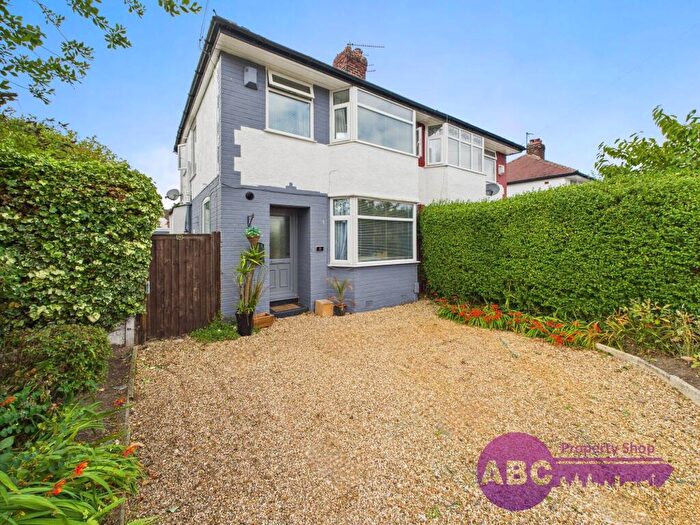 3 Bedroom Semi-Detached House For Sale In Fairview Road, Whitby, Ellesmere Port, CH65