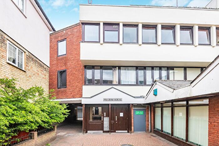 1 Bedroom Apartment For Sale In Pilgrim House, Evron Place, Hertford, Hertfordshire, SG14