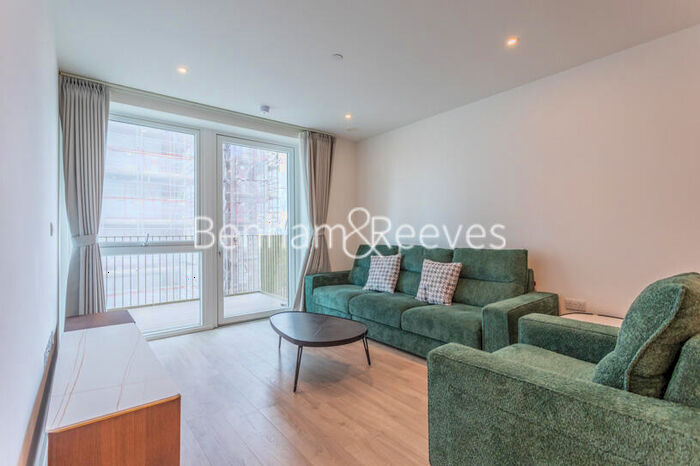 3 Bedroom Apartment To Rent In Caldon Boulevard, Wembley, HA0