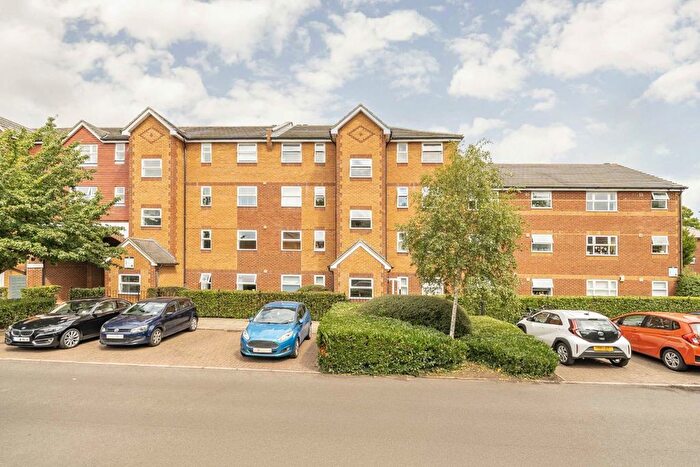 1 Bedroom Flat For Sale In Molyneux Drive, Tooting, SW17
