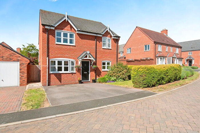 4 Bedroom Detached House For Sale In Angle Green, Shefford, SG17