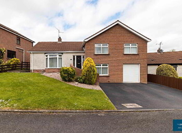 4 Bedroom Detached House With Garages For Sale In Richmond Court, Tandragee, BT62