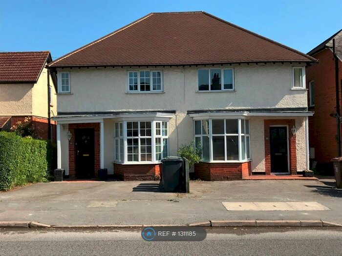 4 Bedroom Semi-Detached House To Rent In Aldershot Road, Guildford, GU2
