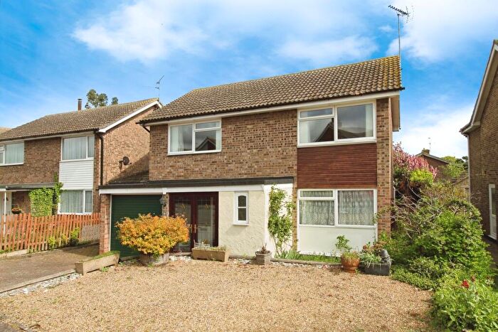 4 Bedroom Detached House For Sale In Elmwood Drive, West Mersea, Colchester, CO5