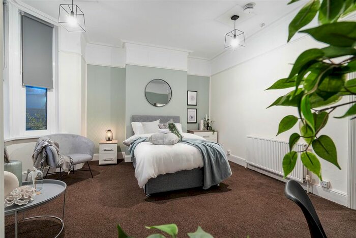 6 Bedroom Terraced House To Rent In Regent Street, City Centre, Coventry, CV1