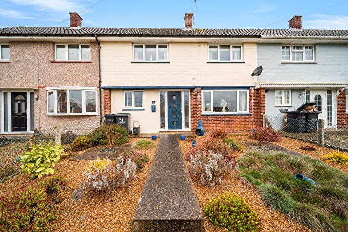 3 Bedroom Terraced House For Sale In Scott Road, Gravesend, Kent, DA12