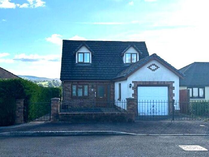 3 Bedroom Detached House For Sale In Golwg Y Mynydd, Llangadog, Carmarthenshire., SA19