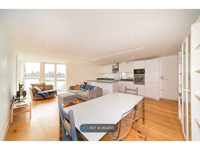 3 Bedroom Flat To Rent In Banning Street, London, SE10