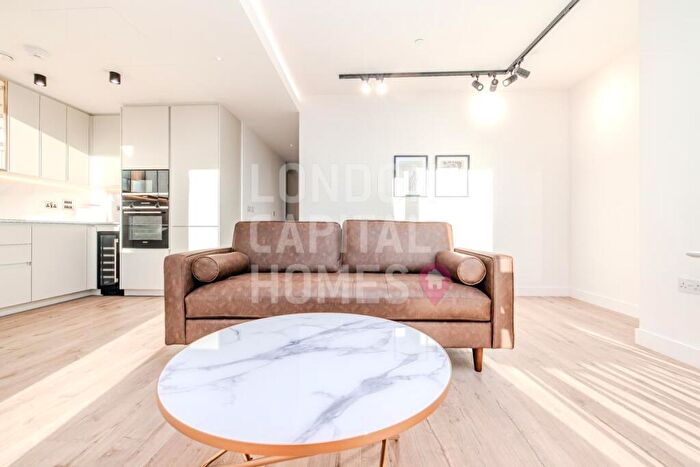 2 Bedroom Apartment To Rent In Valencia Tower, Bollinder Place, London, EC1V