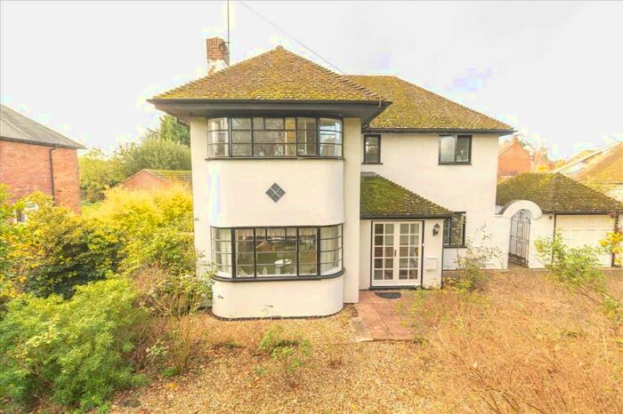 4 Bedroom Detached House To Rent In New Road, Geddington, Geddington, NN14