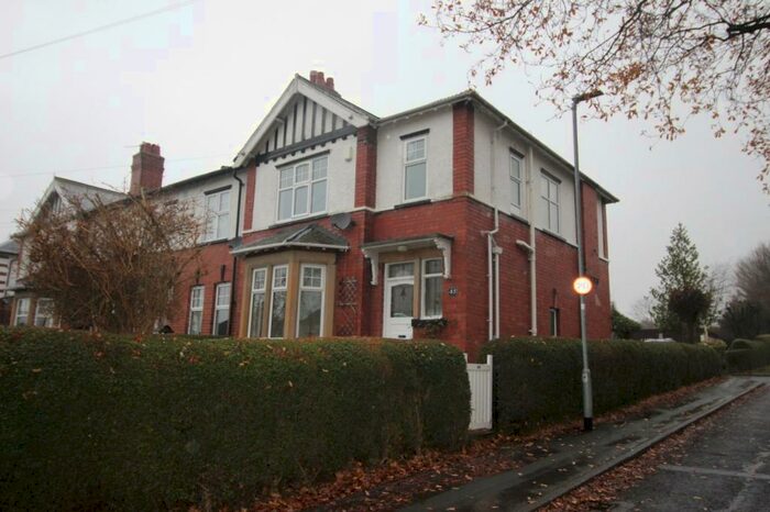 3 Bedroom End Of Terrace House To Rent In Churchfield Road, Rothwell, Leeds, West Yorkshire, LS26