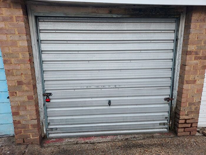 Garage / Parking To Rent In Channel Close, Hounslow, TW5