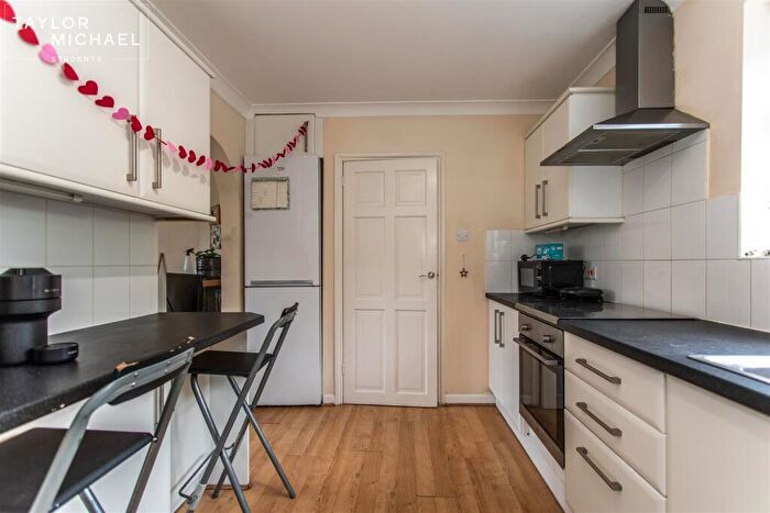 5 Bedroom Terraced House To Rent In Southall Avenue, Brighton, BN2