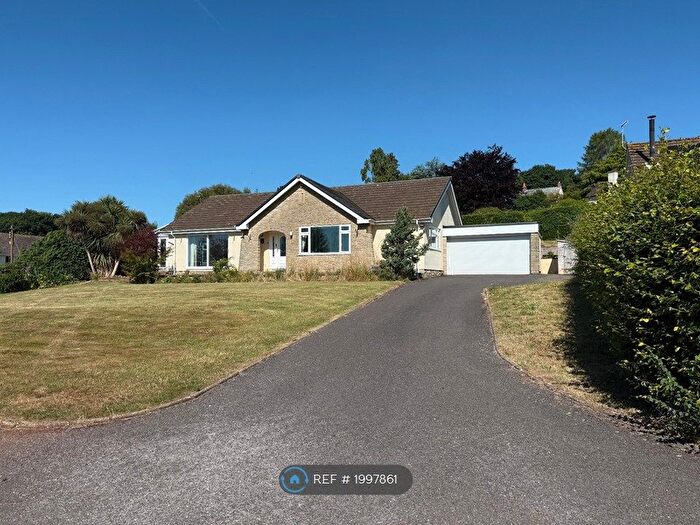 3 Bedroom Bungalow To Rent In Hele Road, Bradninch, Exeter, EX5