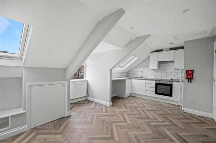 1 Bedroom Flat To Rent In Ford Park Road, Plymouth, Devon, PL4