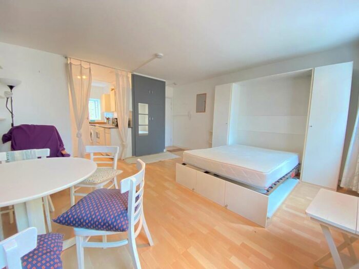 Studio To Rent In Gayton Road, Hampstead, NW3