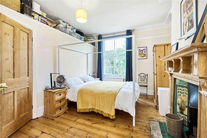 1 Bedroom Apartment For Sale In Tressillian Road, Brockley, SE4