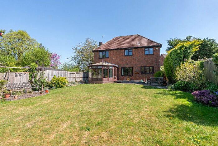 4 Bedroom Detached House For Sale In Polesden View, Great Bookham, KT23