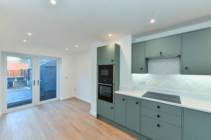 4 Bedroom Terraced House To Rent In Trent Boulevard, West Bridgford, NG2