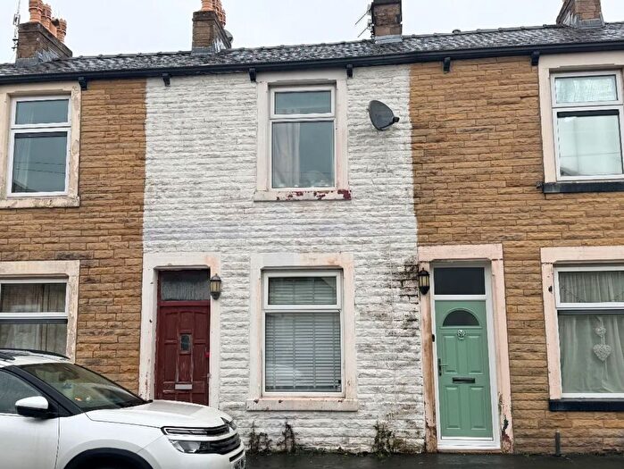 3 Bedroom Terraced House For Sale In Prescott Street, Burnley, BB10