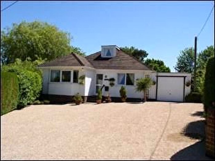 2 Bedroom Detached House To Rent In Grange Avenue, Rotherfield Peppard, Henley-On-Thames, Oxfordshire, RG9