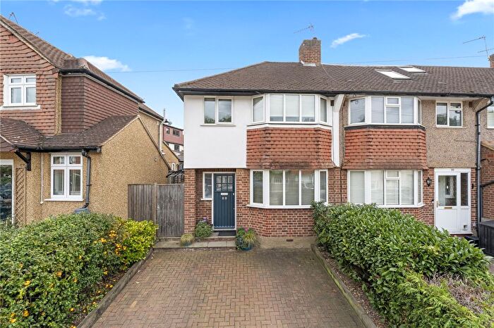 3 Bedroom End Terrace House For Sale In Fulwell Park Avenue, Twickenham, TW2