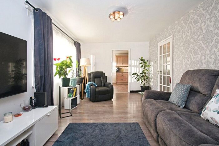 3 Bedroom Terraced House For Sale In Pennsylvania, Cardiff, South Glamorgan, CF23