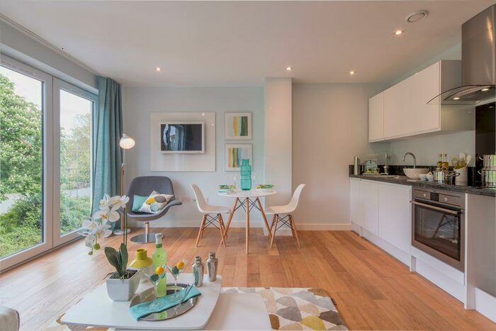 1 Bedroom Apartment To Rent In London Road, High Wycombe, HP11