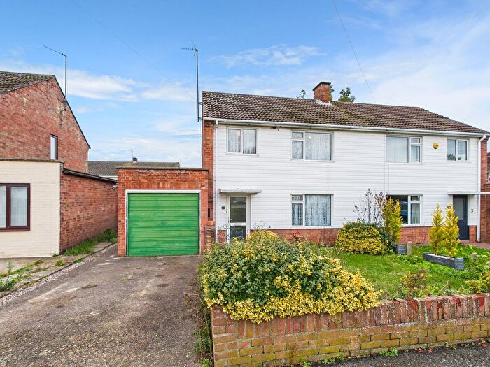3 Bedroom Semi Detached House For Sale In Fairey Avenue, Godmanchester, Cambridgeshire., PE29