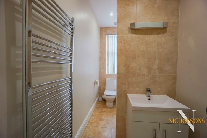 4 Bedroom Terraced House To Rent In Victoria Road, Retford, Nottinghamshire, DN22