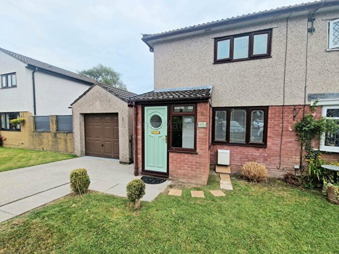 2 Bedroom Semi-Detached House To Rent In Hazel Mead, Brynmenyn, Bridgend County., CF32