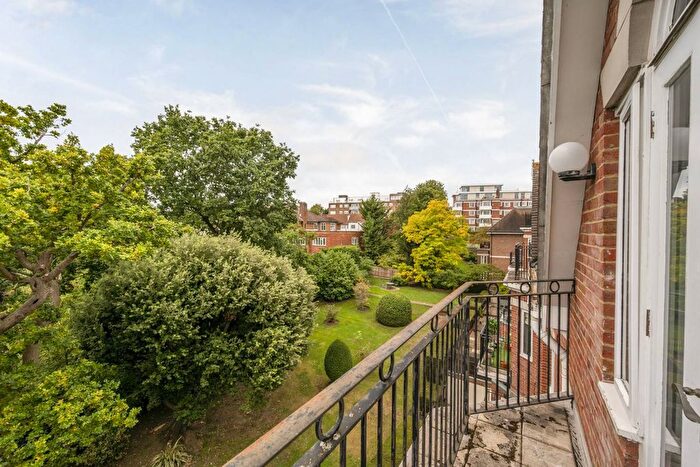2 Bedroom Flat To Rent In Wimbledon Hill Road, Wimbledon Village, London, SW19