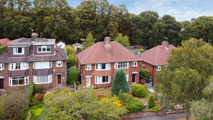 3 Bedroom Semi-Detached House To Rent In Hillsway, Littleover, Derby, Derbyshire, DE23