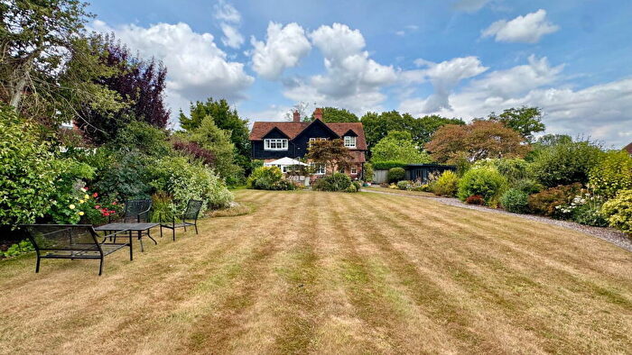 5 Bedroom Cottage For Sale In Woolton Hill, Newbury, RG20