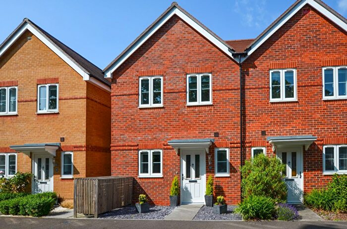 2 Bedroom Semi-Detached House For Sale In Snowdrop Close, Polegate, Sussex, BN26