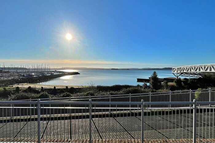 2 Bedroom Flat To Rent In Hamworthy, BH15