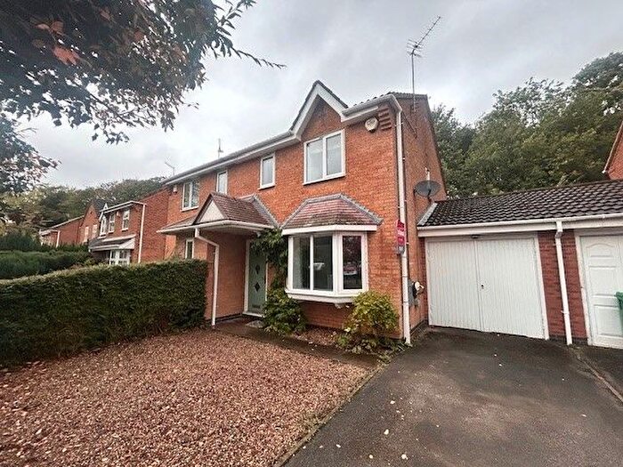 3 Bedroom Semi Detached House To Rent In Ellwood Crescent, Nottingham, Wollaton Nottingham, NG8